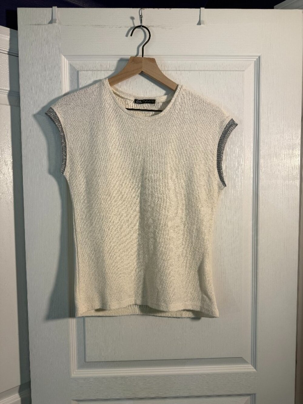 EUC - Zara Tank Sweater - Cream with Silver - Size Medium